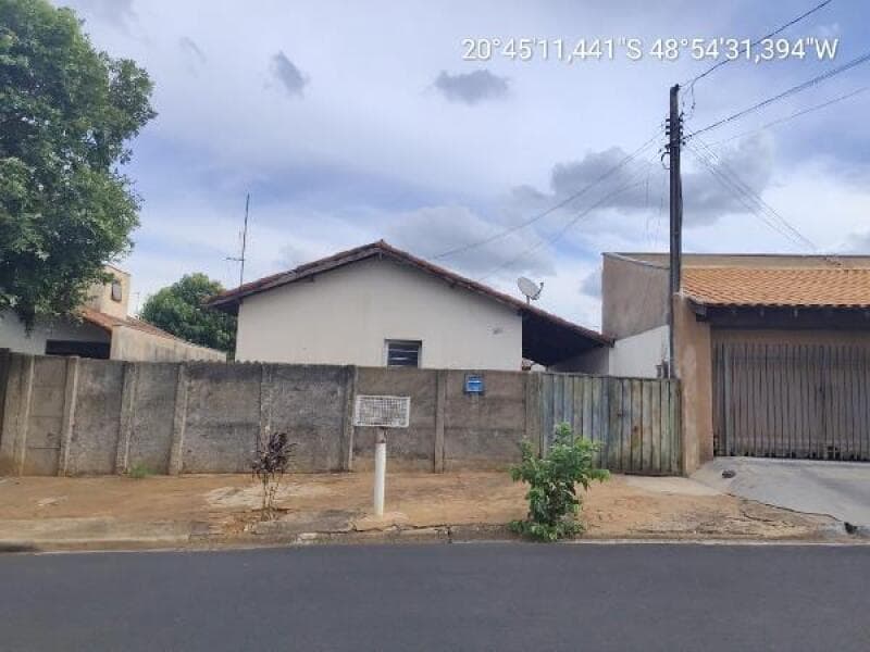 Casa em leilão em Olímpia - SP — LOTE 514 [1444416950402] CASA 48,37M² - OLIMPIA / SP