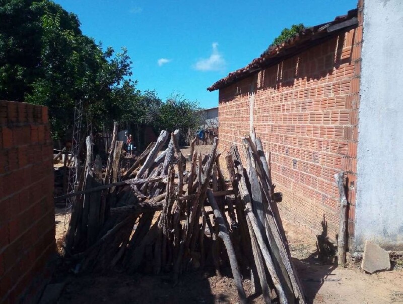 Foto 4 de 6: Terreno em leilão em Avelino Lopes - PI, bairro Cidade Nova — LOTE 001 IMÓVEL EM AVELINO LOPES