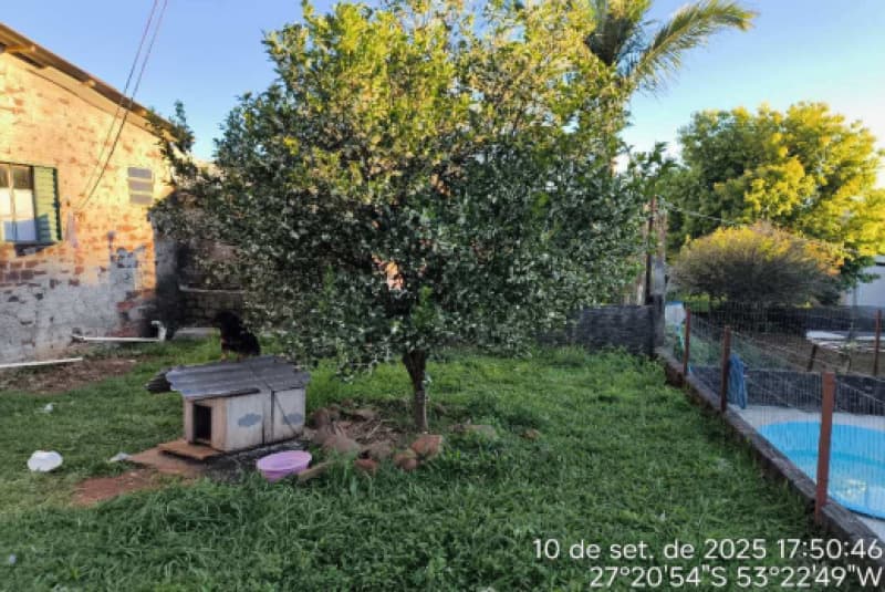 Foto 10 de 23: Casa em leilão em Frederico Westphalen - RS, bairro Núcleo Vii Distrito Industrial — LOTE 001 CASA DE ALVENARIA COM TERRENO DE ÁREA PRIVATIVA DE 200M², SITUADA NA RUA CENTO E DOZE, Nº 3