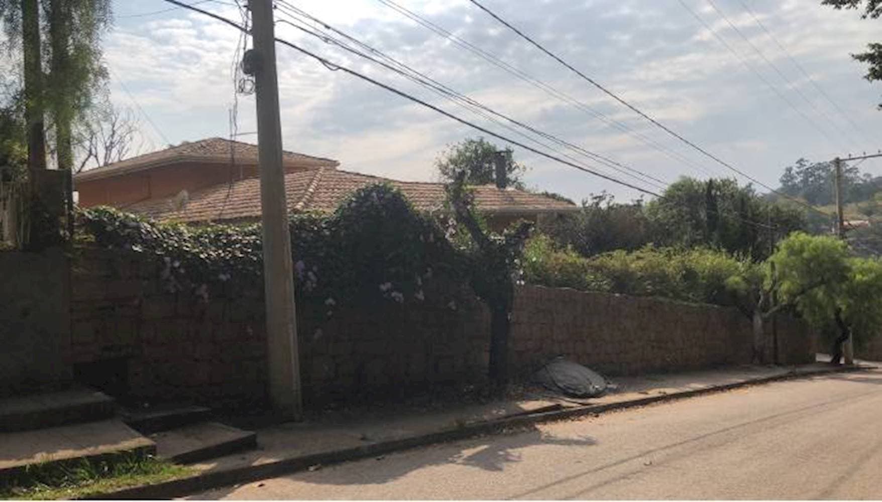 Casa em leilão em Jundiaí - SP — Casa no Traviú em Jundiaí/SP