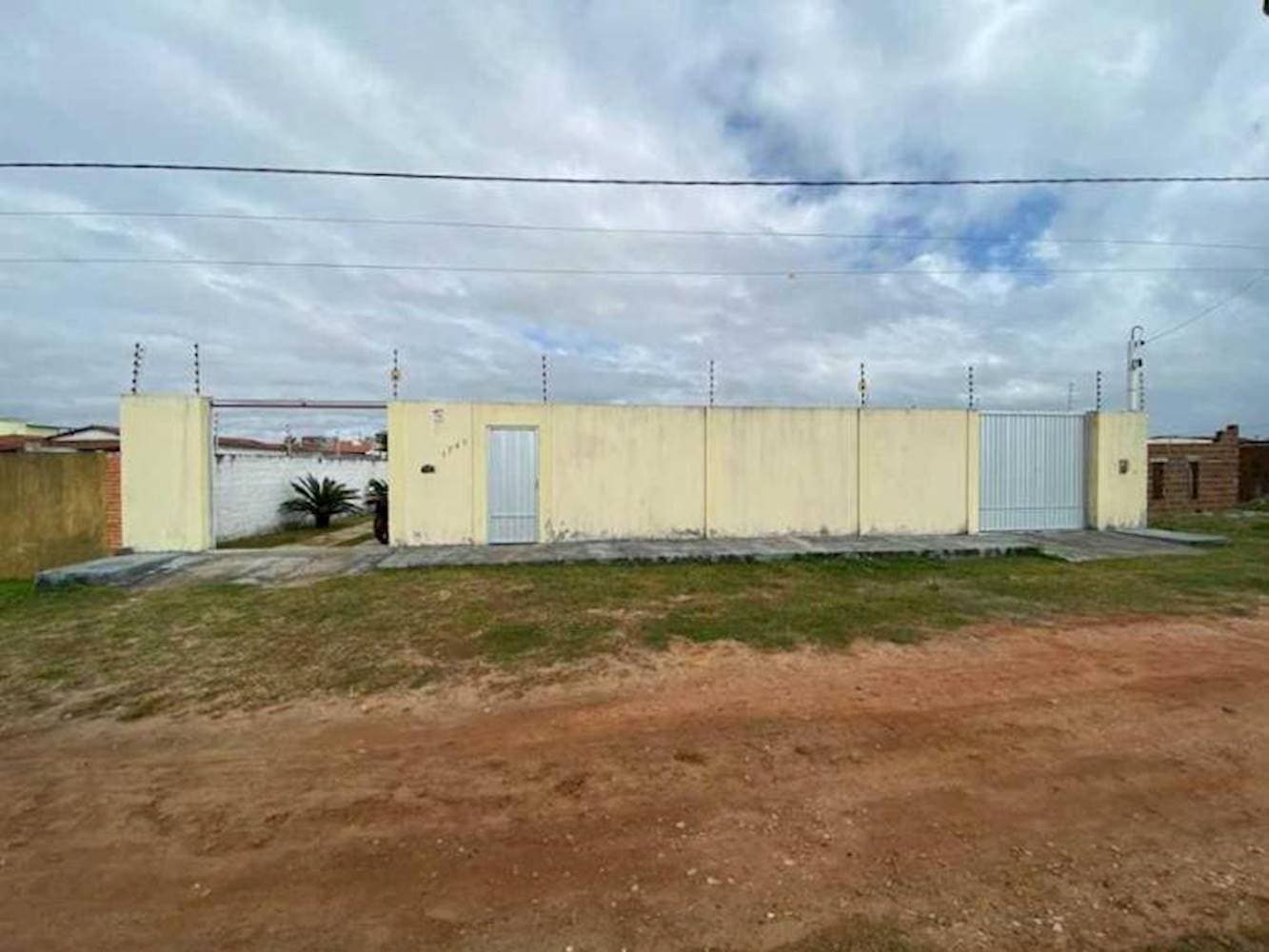 Casa em leilão em Extremoz - RN — Casa no Parque De Olindo Lima - Extremoz/RN