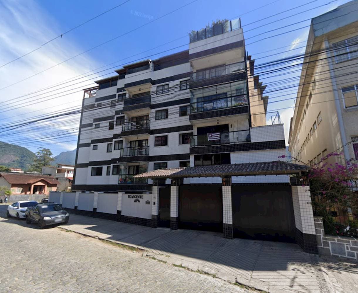 Apartamento em leilão em Teresópolis - RJ — Apartamento em Alto - Teresópolis/RJ