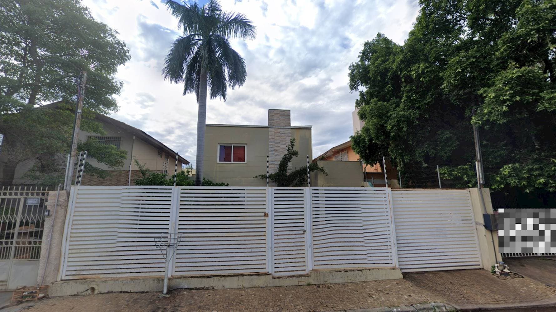 Casa em leilão em Cuiabá - MT — Casa no Jardim Petrópolis em Cuiabá/MT