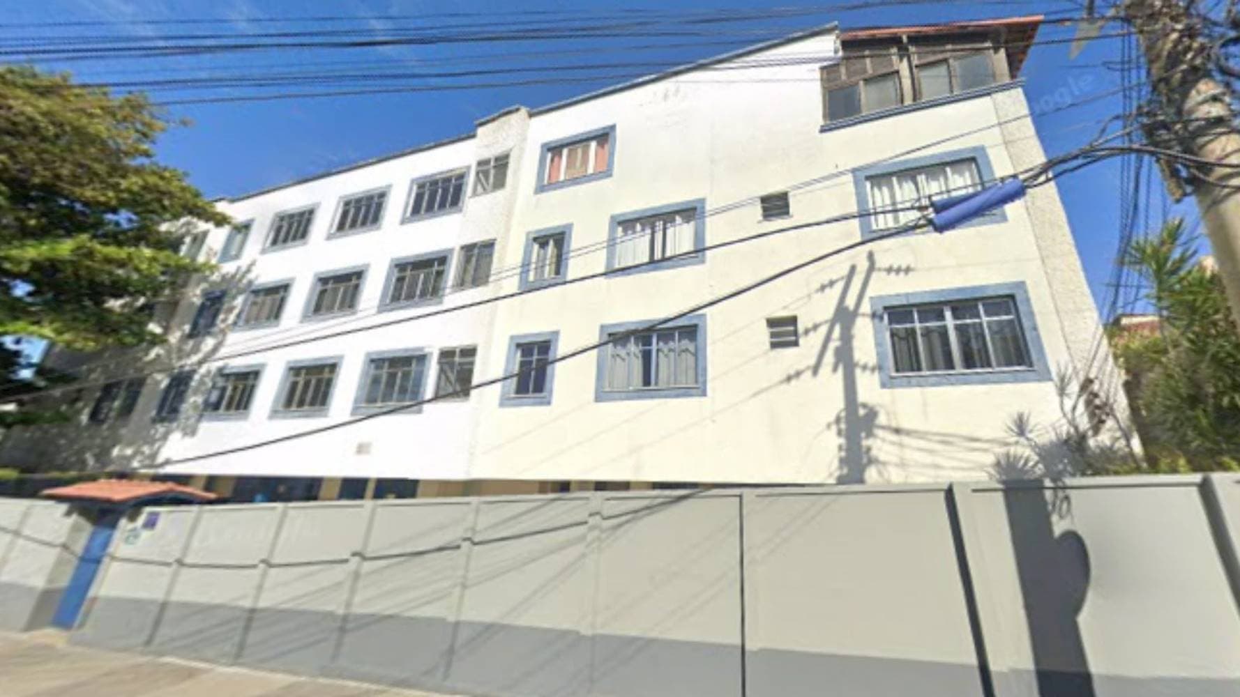 Foto 4 de 6: Apartamento em leilão em Arraial do Cabo - RJ — Apartamento no "Edifício Praia Grande" - Praia Grande - Arraial do Cabo/RJ