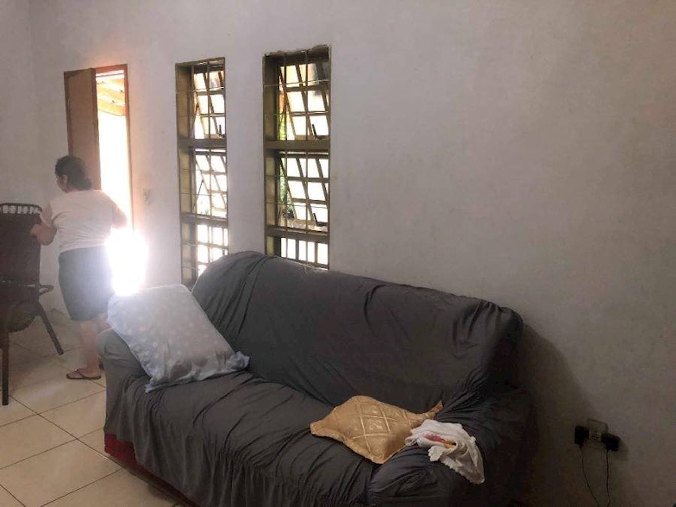 Foto 4 de 15: Casa em leilão em Palmeiras de Goiás - GO — Casa na Vila Resio - Palmeiras De Goiás/GO
