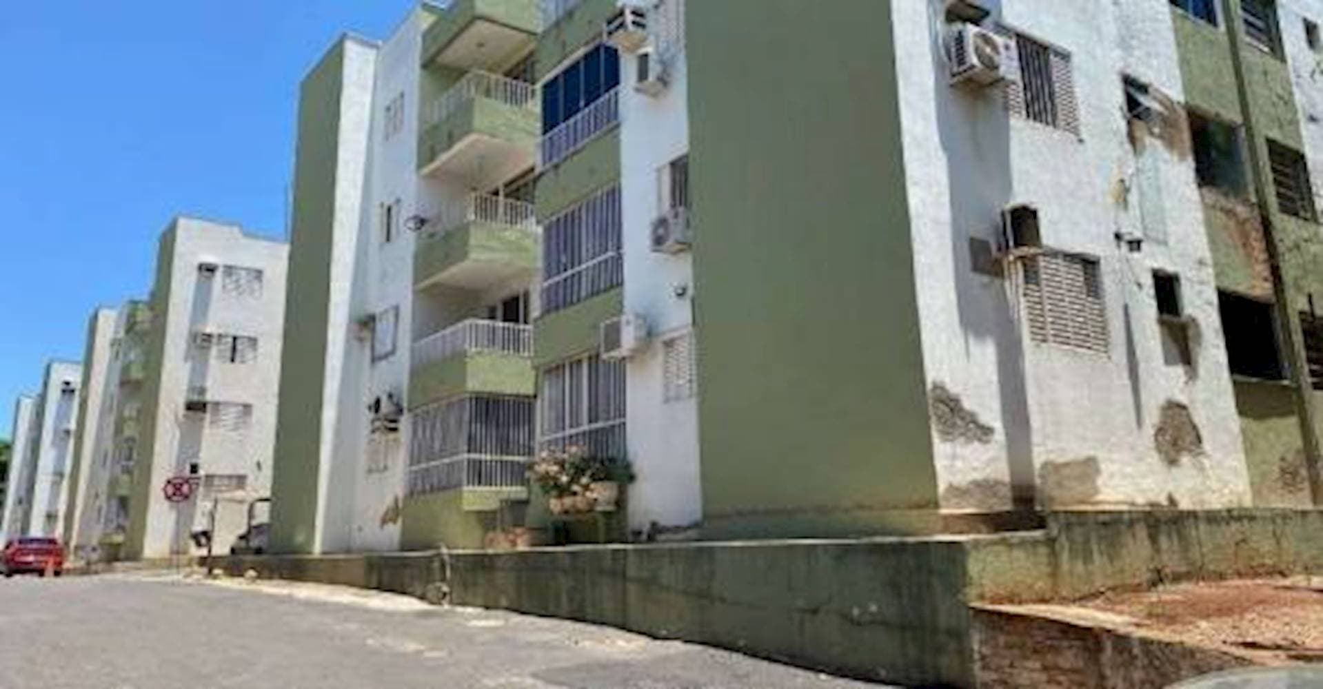Foto 1 de 8: Apartamento em leilão em Cuiabá - MT — Apartamento na Alvorada Despraiado - Cuiabá/MT