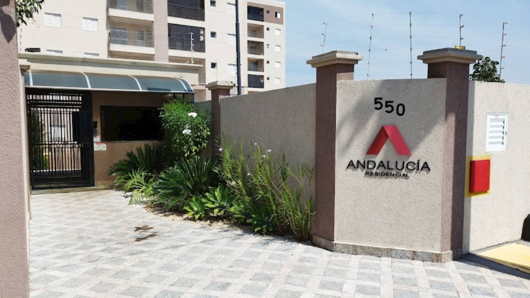 Foto 2 de 4: Apartamento em leilão em Mirassol - SP — Apartamento no "Condomínio Residencial Andalucia" - Jardim Renascenca - Mirassol/SP