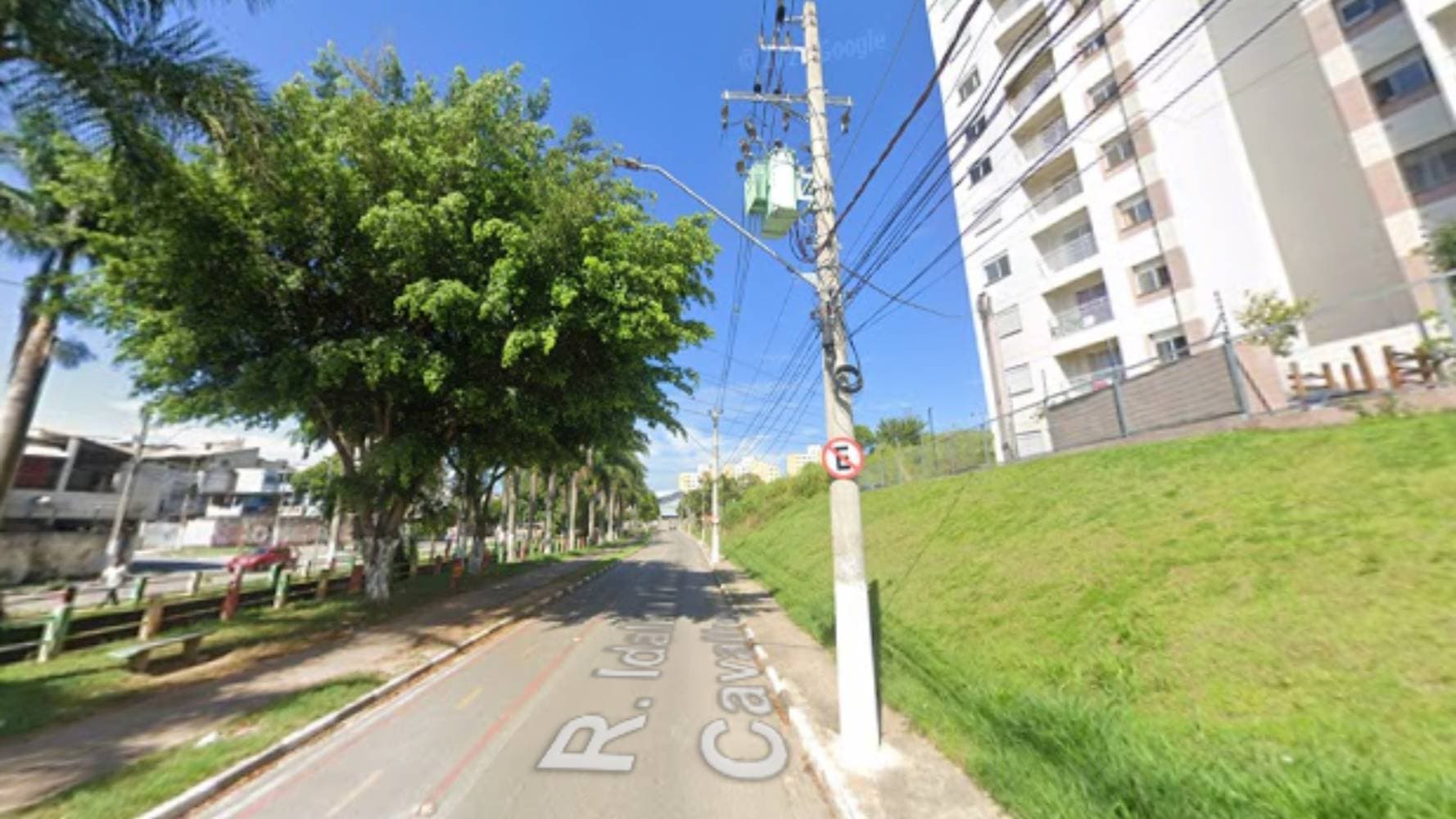 Foto 7 de 7: Apartamento em leilão em Embu das Artes - SP — Apartamento no "Condomínio Portal das Artes I' - Jardim Independência - Embu das Artes/SP