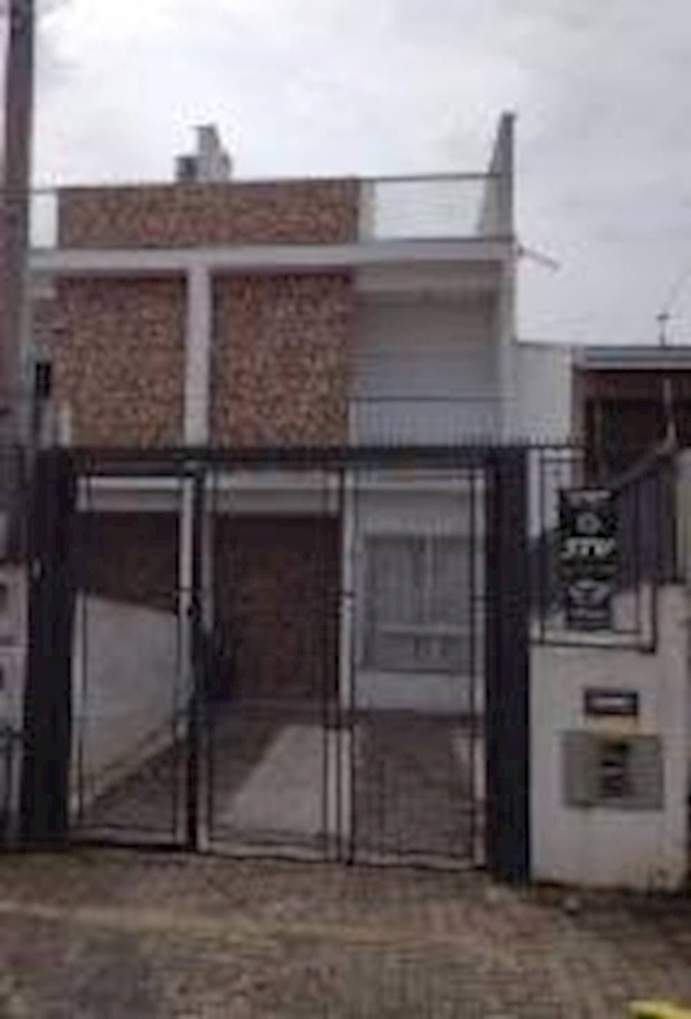 Foto 1 de 15: Casa em leilão em Canoas - RS — Casa, Em condomínio, 0 vaga(s) de garagem