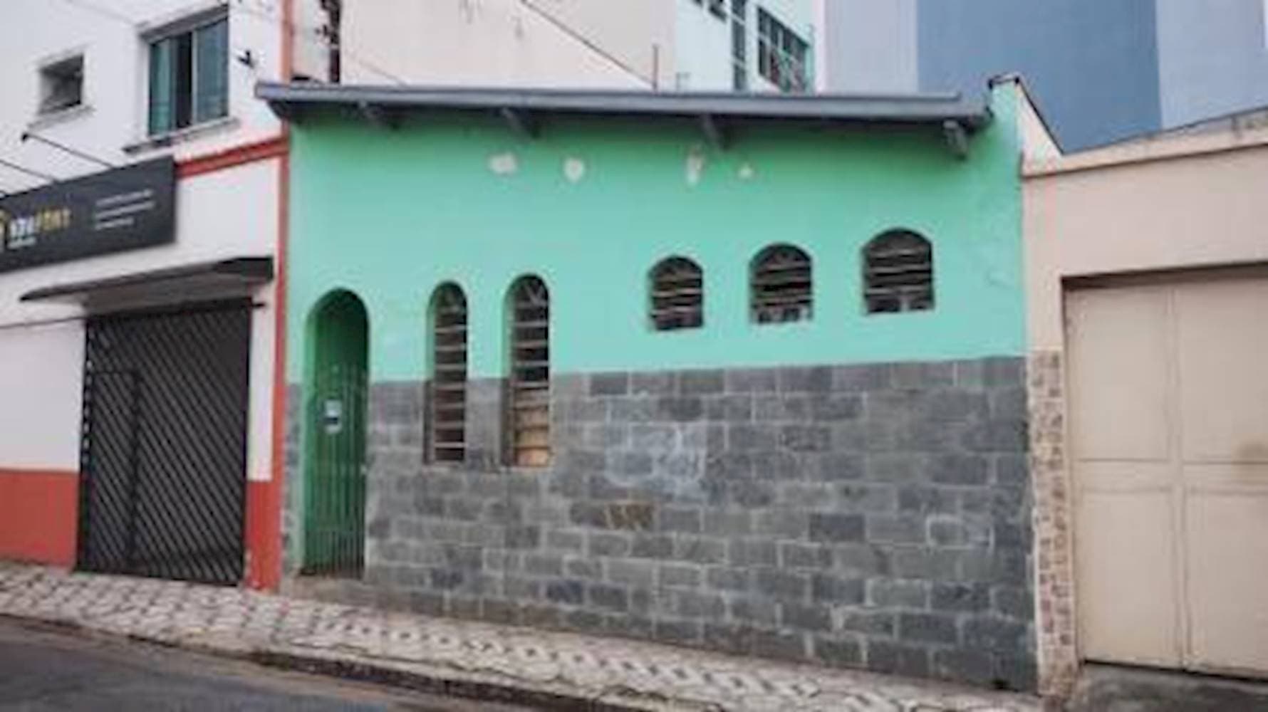 Foto 2 de 18: Casa em leilão em Taubaté - SP — Casa, Padrão, 0 vaga(s) de garagem