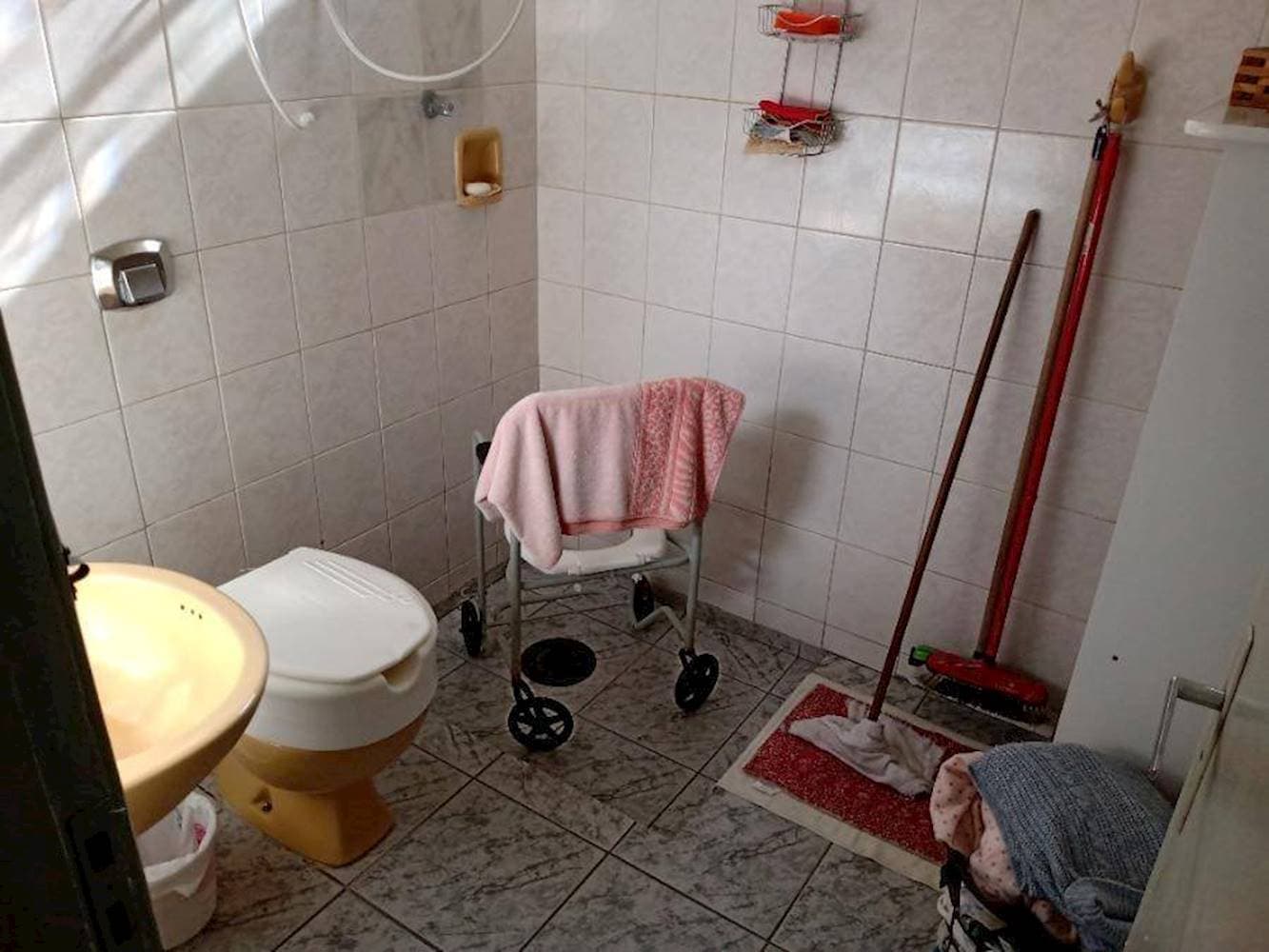Foto 15 de 18: Casa em leilão em Taubaté - SP — Casa, Padrão, 0 vaga(s) de garagem