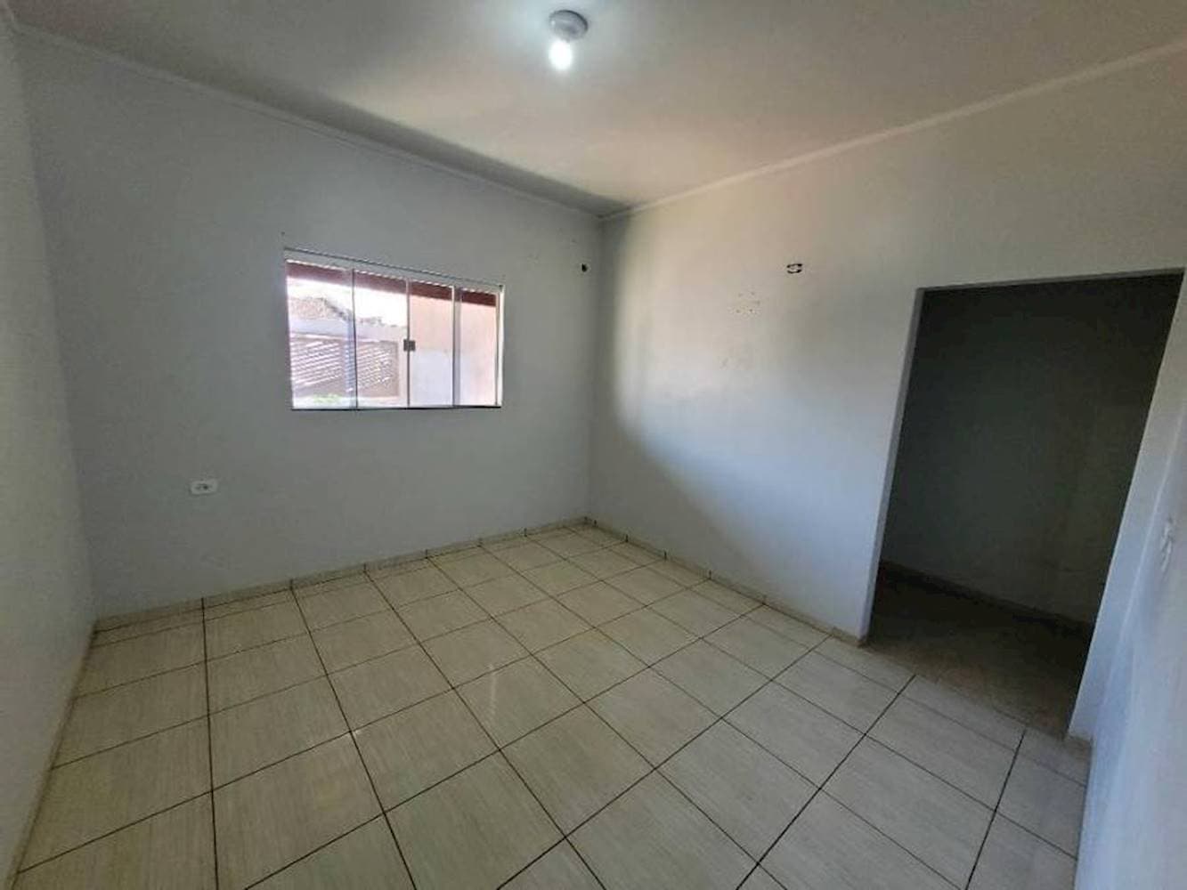 Foto 10 de 38: Casa em leilão em Santa Helena de Goiás - GO — Casa, Padrão, 1 vaga(s) de garagem