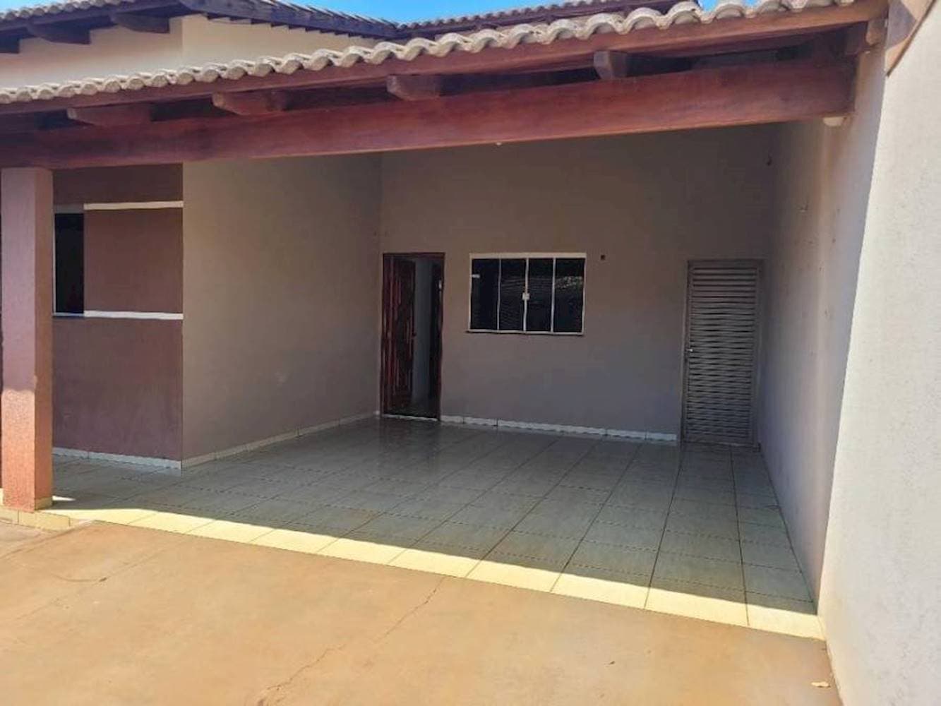 Foto 30 de 38: Casa em leilão em Santa Helena de Goiás - GO — Casa, Padrão, 1 vaga(s) de garagem