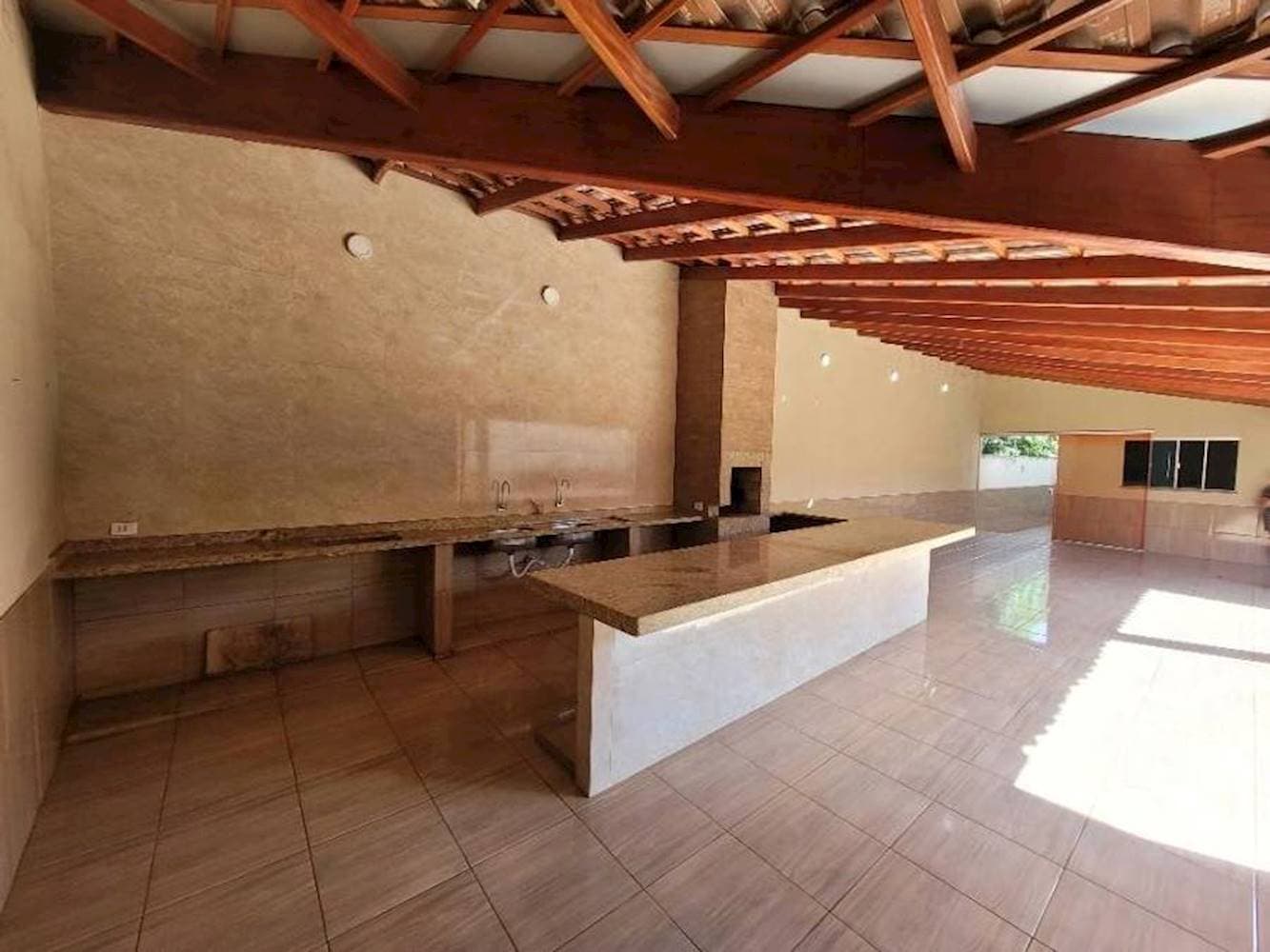 Foto 35 de 38: Casa em leilão em Santa Helena de Goiás - GO — Casa, Padrão, 1 vaga(s) de garagem