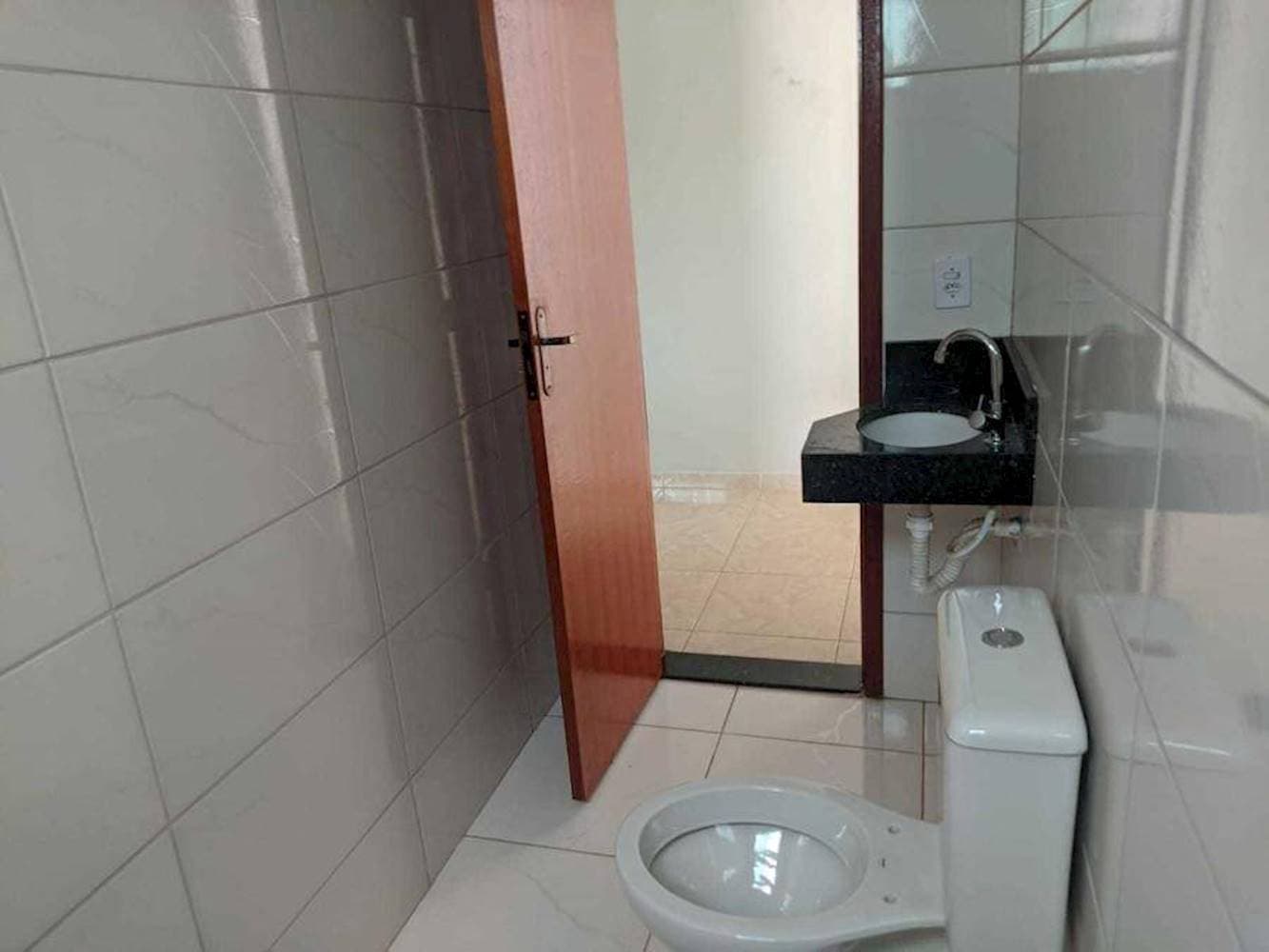 Foto 8 de 22: Casa em leilão em Trindade - GO — Casa, Em condomínio, 1 vaga(s) de garagem