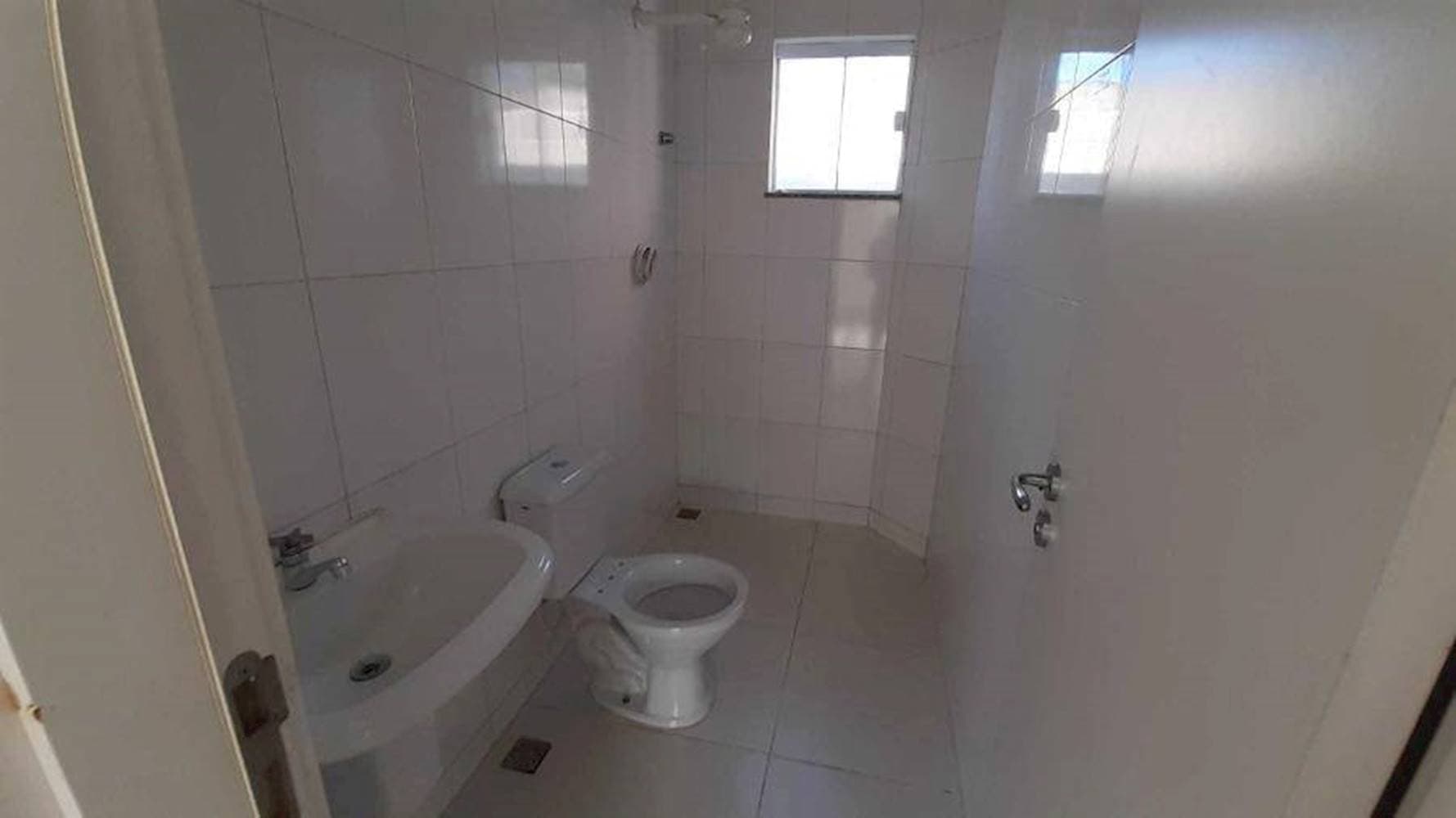 Foto 10 de 31: Casa em leilão em Macaé - RJ — Casa no Vale Encantado em Macaé/RJ