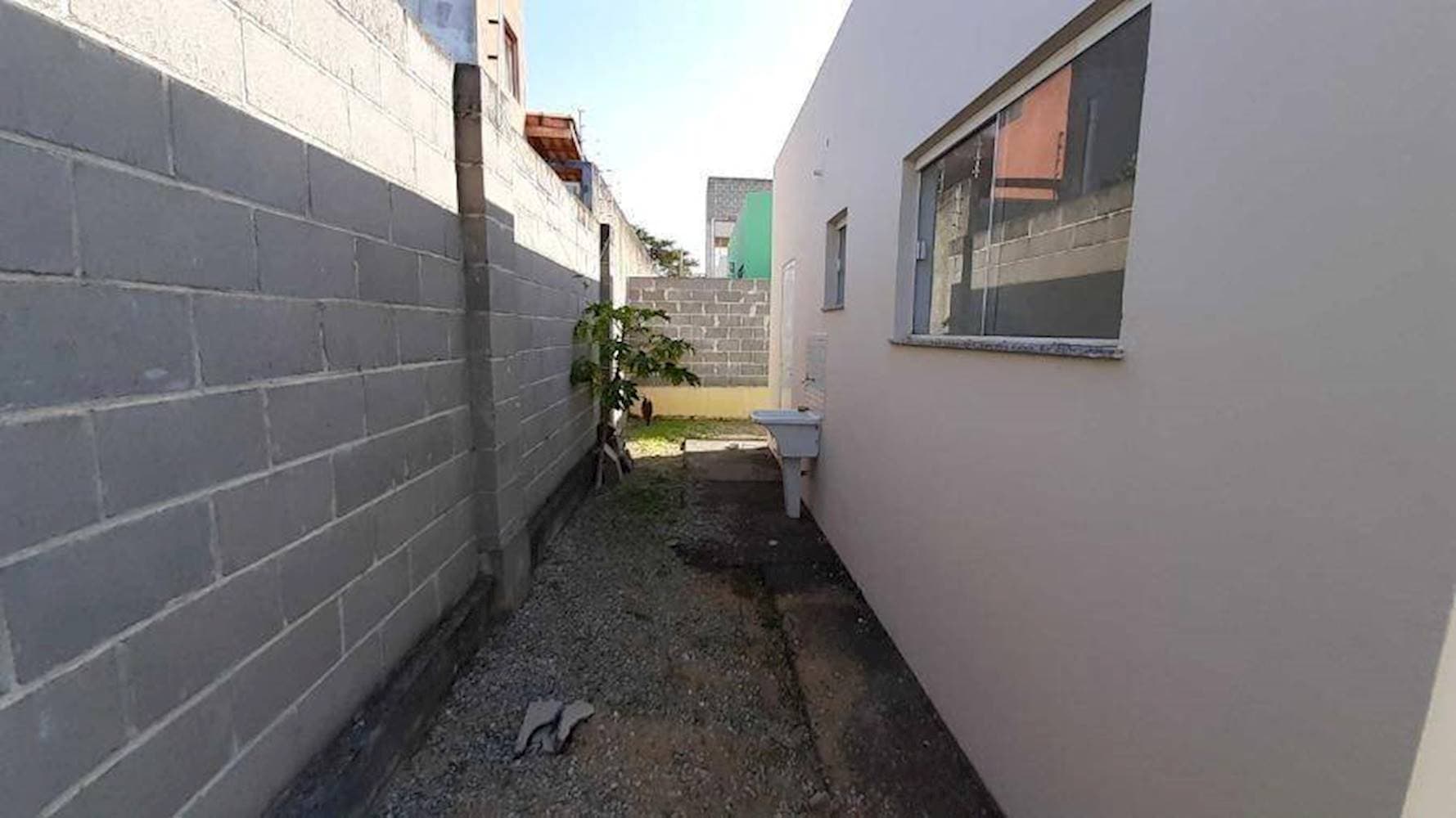 Foto 12 de 31: Casa em leilão em Macaé - RJ — Casa no Vale Encantado em Macaé/RJ
