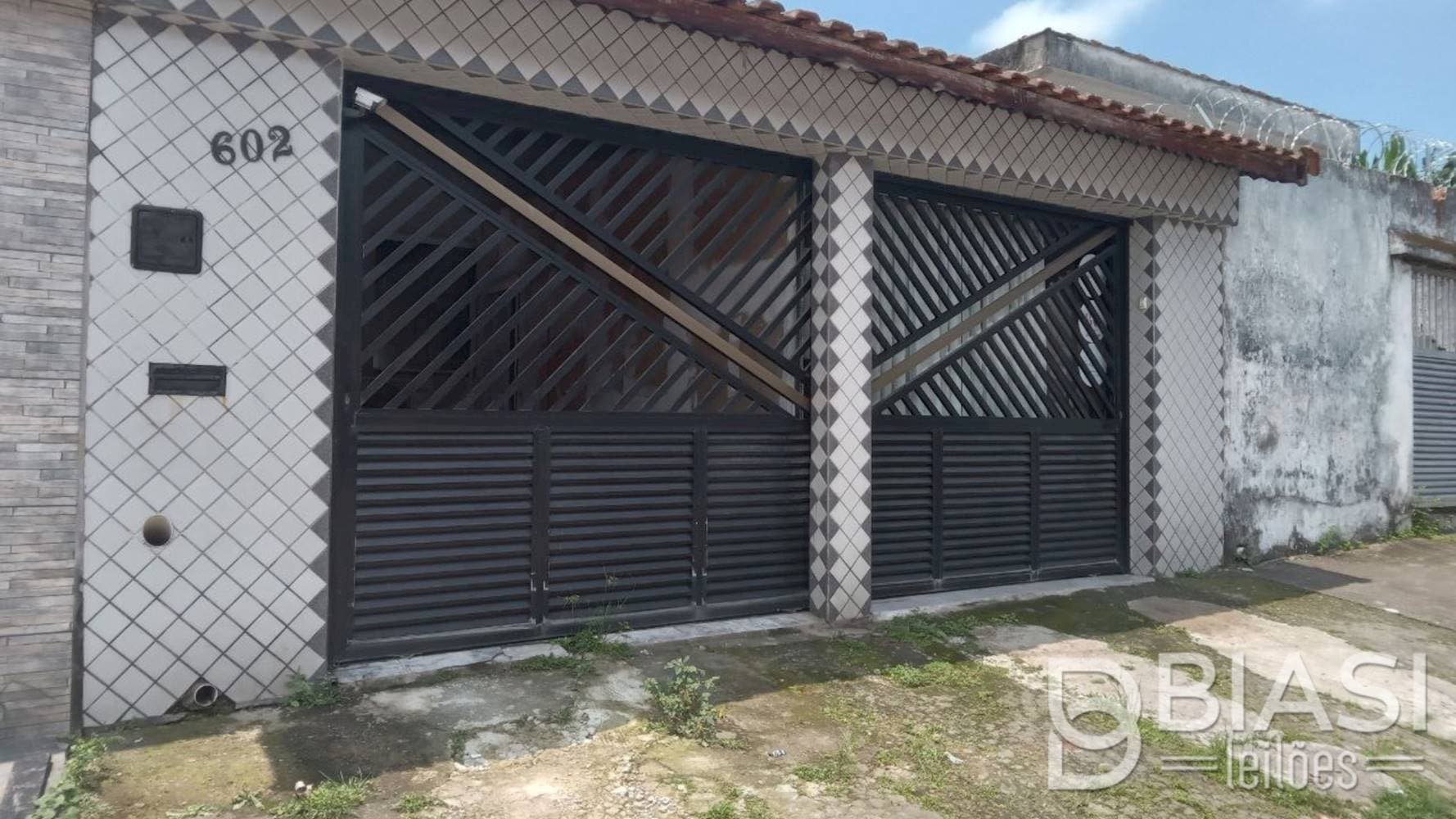 Foto 5 de 5: Casa em leilão em São Vicente - SP — Casa no Parque Bitaru em São Vicente/SP