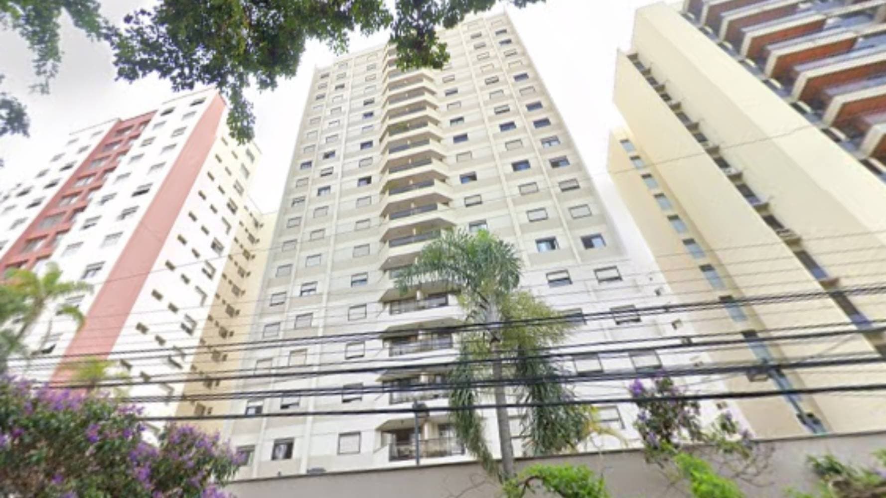 Foto 4 de 6: Apartamento em leilão em Campinas - SP — Apartamento no "Condomínio Edifício Torre Alta" -  Vila Itapura - Campinas/SP