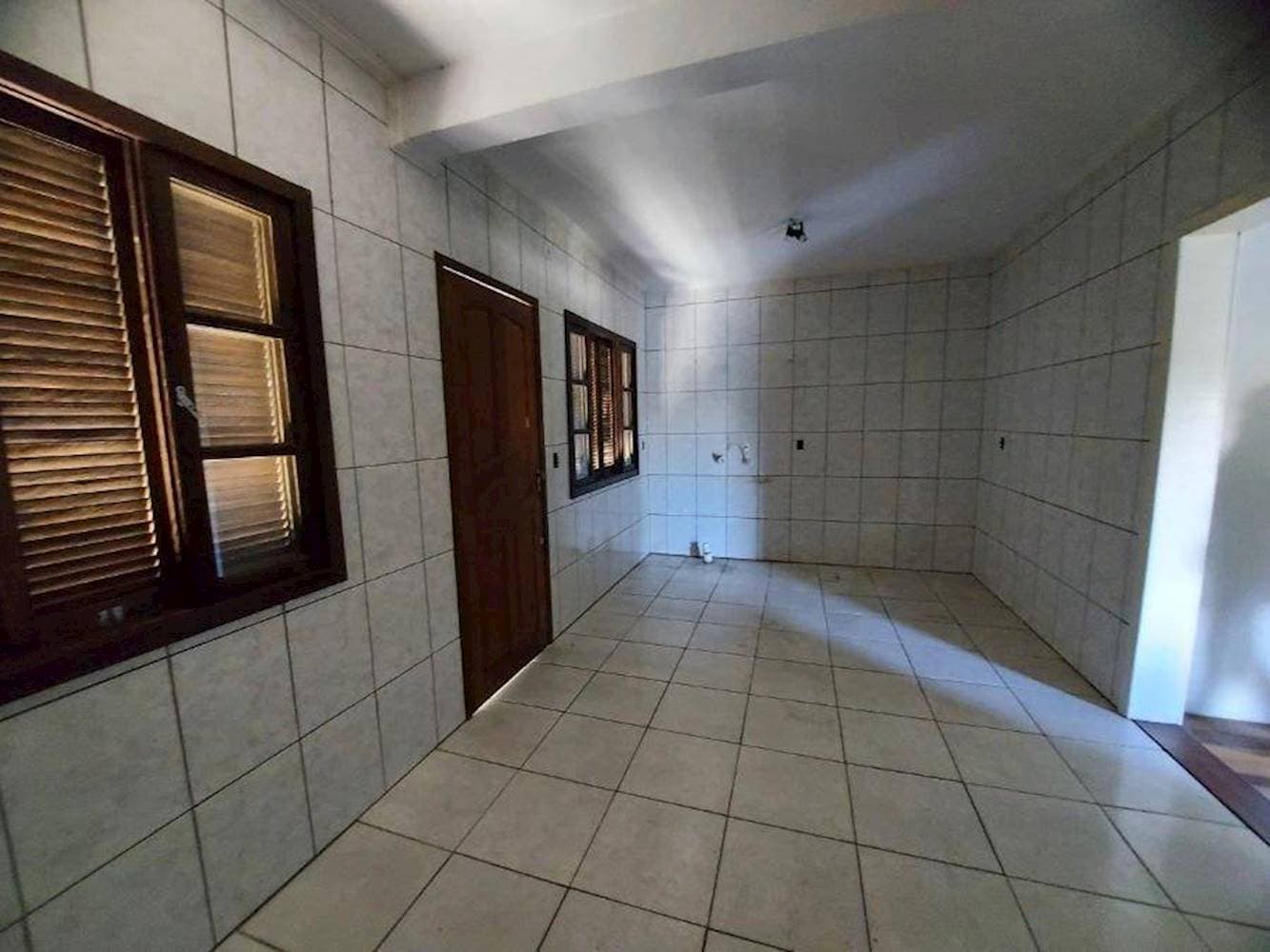 Foto 12 de 36: Casa em leilão em Canoas - RS — Casa, Padrão, 3 vaga(s) de garagem
