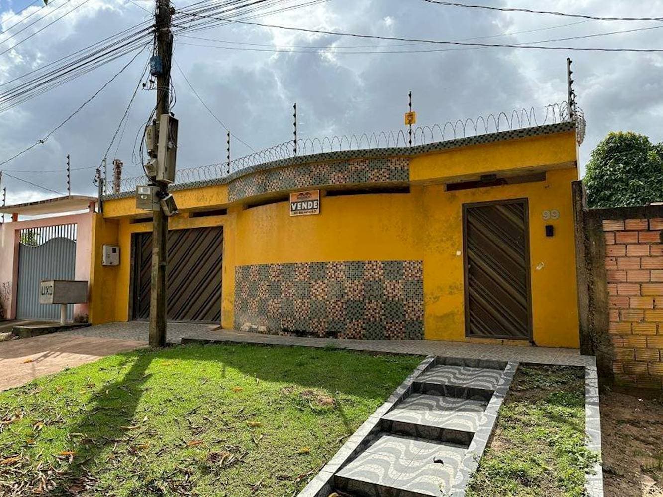 Foto 2 de 3: Casa em leilão em Santarém - PA — Casa, Padrão, 1 vaga(s) de garagem