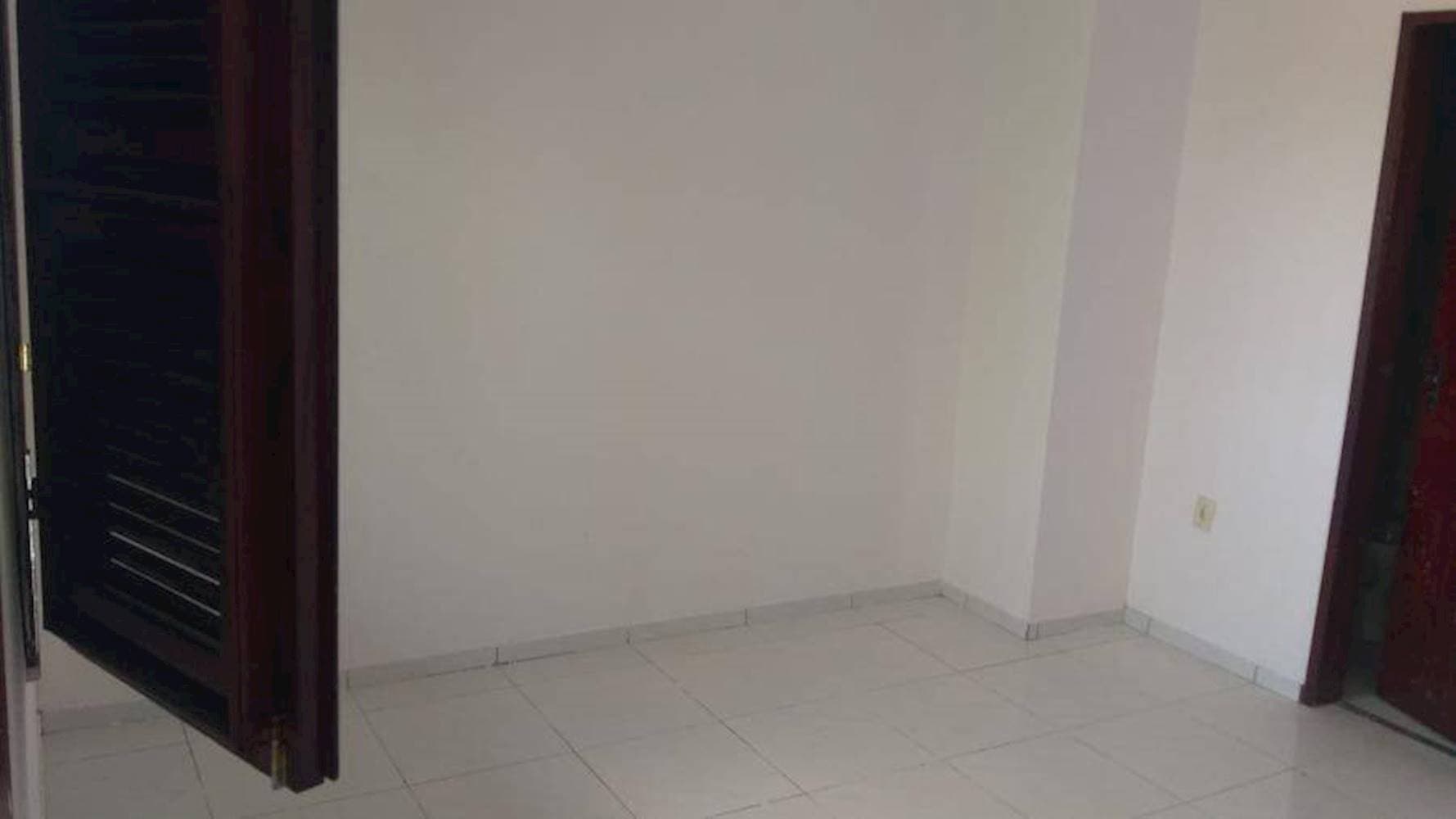 Foto 12 de 15: Casa em leilão em Horizonte - CE — Casa, Em condomínio, 1 vaga(s) de garagem