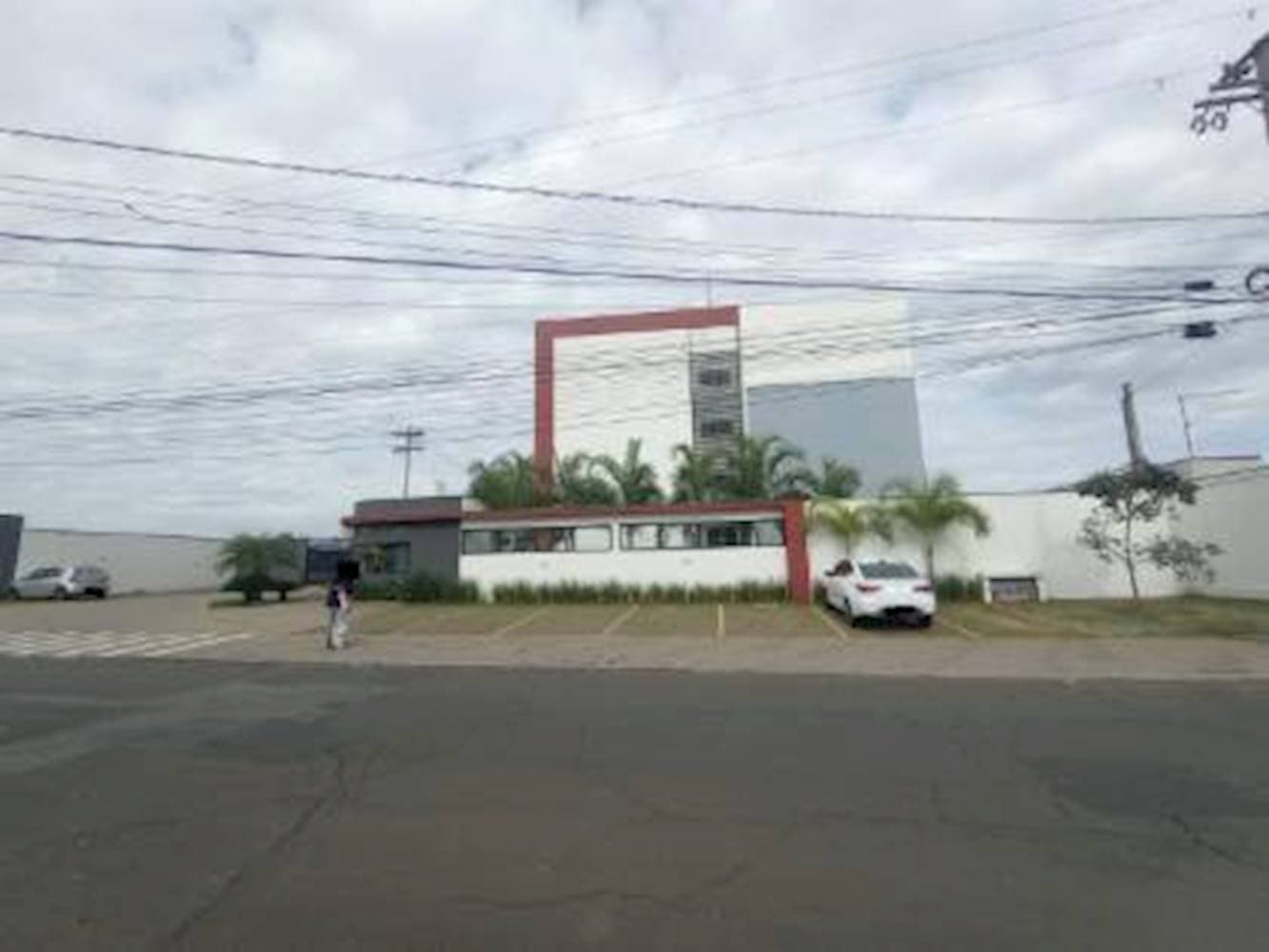 Foto 2 de 6: Apartamento em leilão em Limeira - SP — Apartamento, Padrão, 2 vaga(s) de garagem