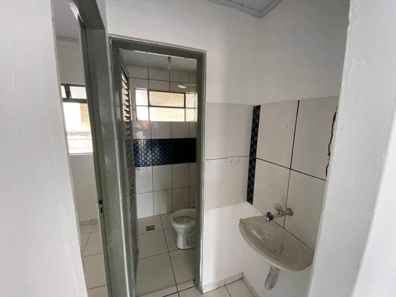 Foto 11 de 16: Casa em leilão em Cuiabá - MT — Casa, Padrão, 0 vaga(s) de garagem