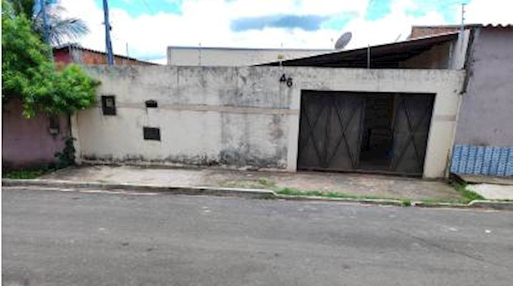 Foto 2 de 15: Casa em leilão em Ladário - MS — Casa, Padrão, 1 vaga(s) de garagem