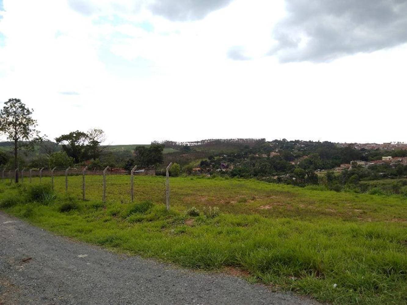 Foto 2 de 15: Terreno em leilão em Limeira - SP — Terreno no Jardim Residencial Regina Bastelli - Limeira/SP