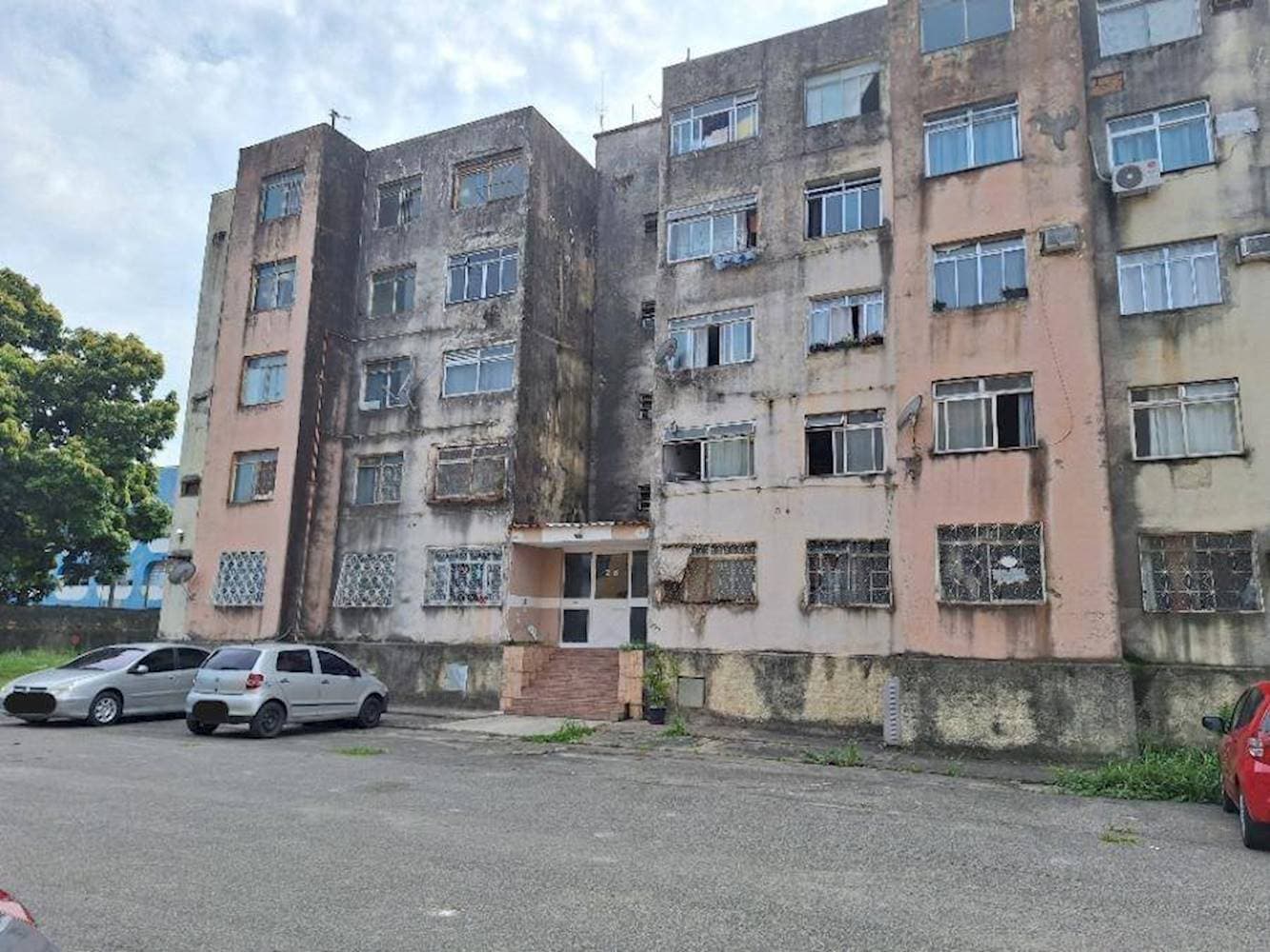 Foto 1 de 3: Apartamento em leilão em Itaguaí - RJ — Apartamento na Vila Margarida - Itaguaí/RJ