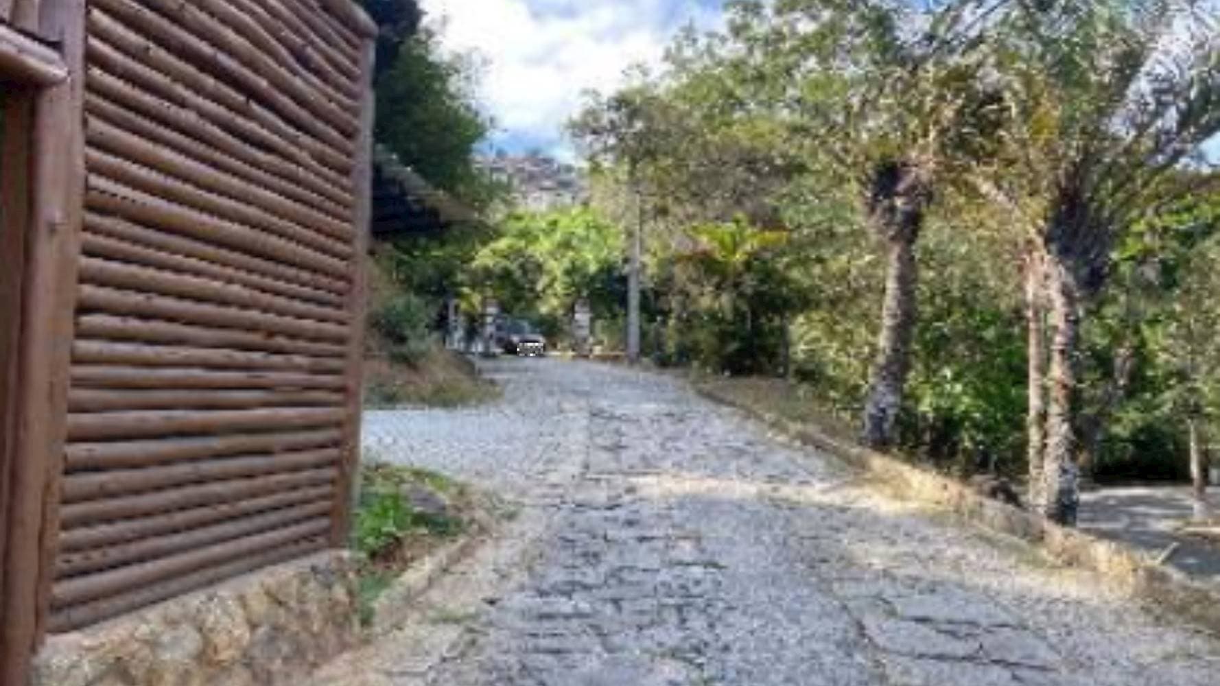 Foto 7 de 7: Apartamento em leilão em Petrópolis - RJ — Apartamento no "Condomínio Estrada Real Residence" - Vale do Barão- Petrópolis/RJ