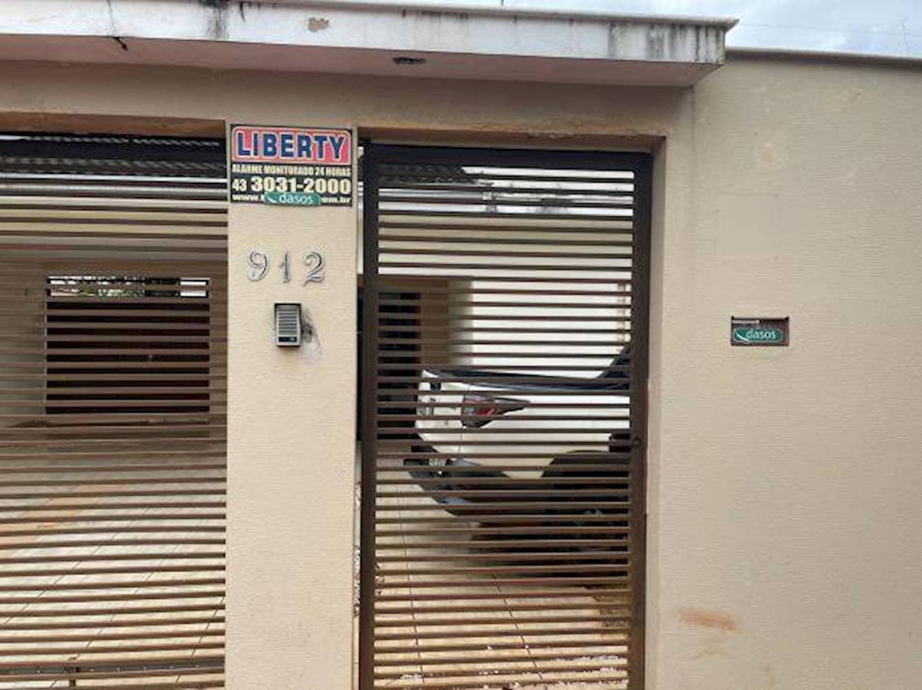 Foto 3 de 3: Casa em leilão em Londrina - PR — Casa no Portal De Versalhes 1 - Londrina/PR