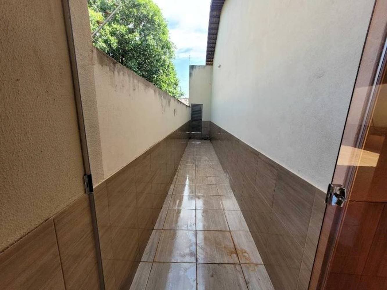 Foto 37 de 38: Casa em leilão em Santa Helena de Goiás - GO — Casa no Parque Residencial Isaura em Santa Helena De Goiás/GO