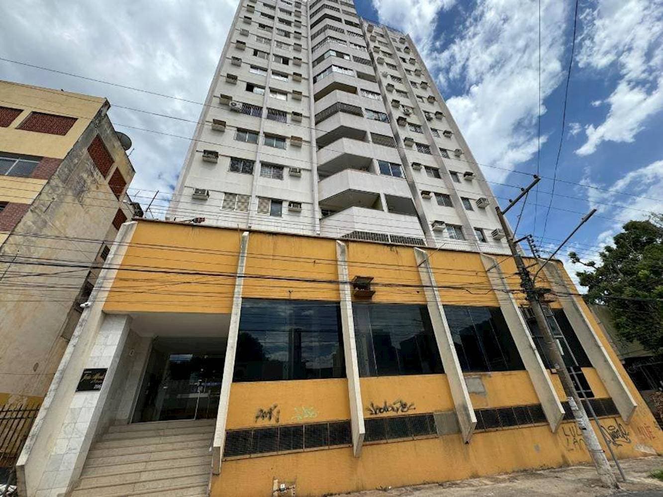 Foto 1 de 5: Apartamento em leilão em Cuiabá - MT — Apartamento no Centro Norte - Cuiabá/MT