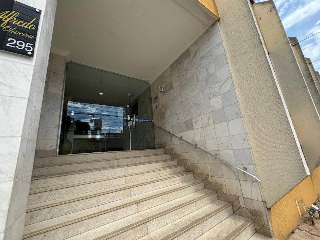 Foto 2 de 5: Apartamento em leilão em Cuiabá - MT — Apartamento no Centro Norte - Cuiabá/MT