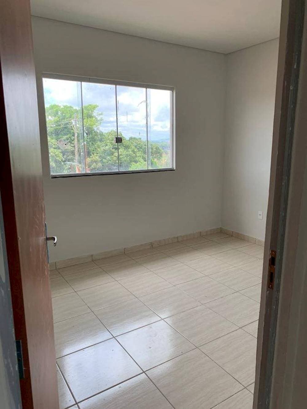 Foto 5 de 11: Apartamento em leilão em Prudente de Morais - MG — Apartamento no "Condomínio Residencial Villa São João II" em São João II - Prudente de Morais/MG