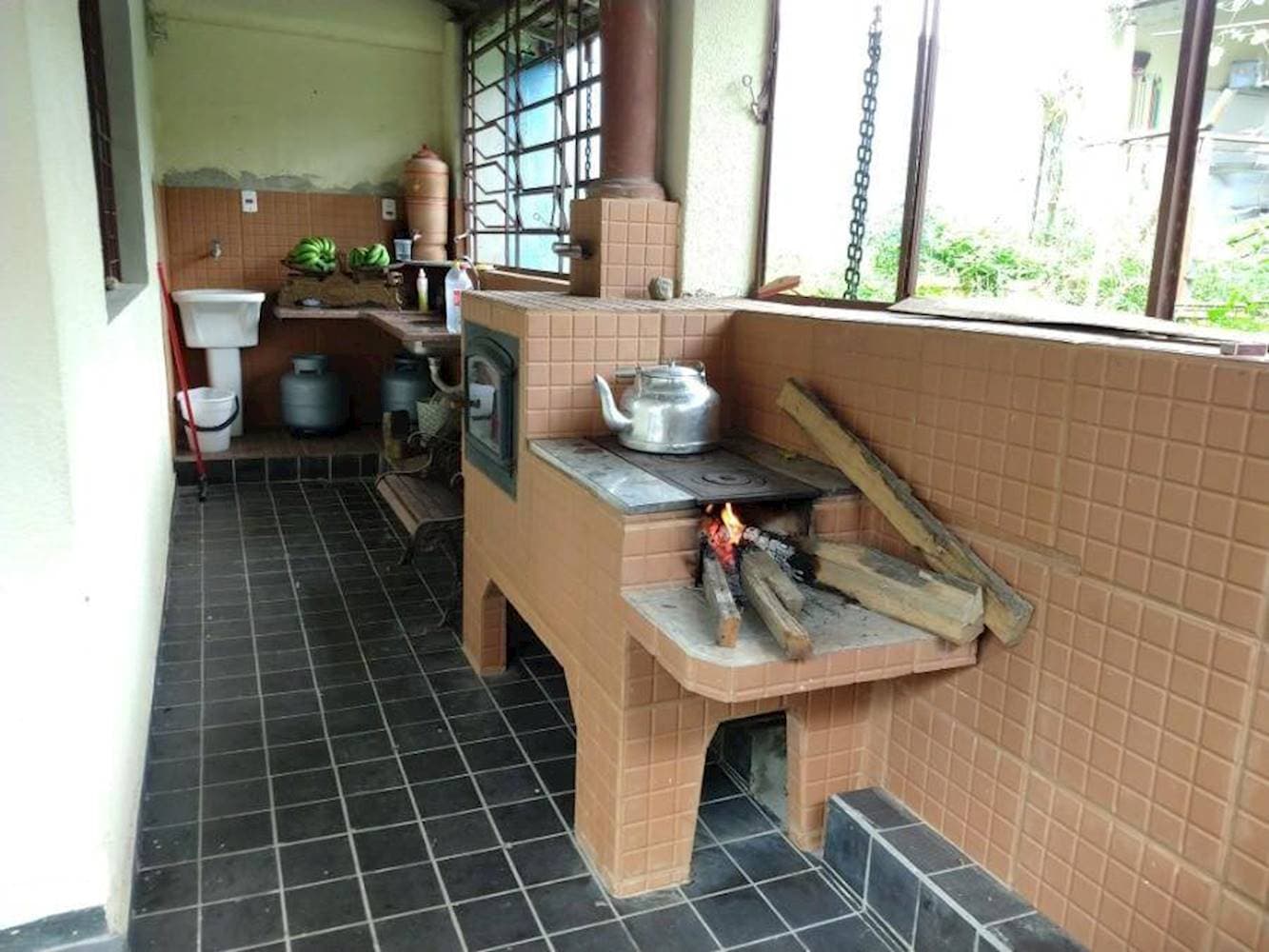 Foto 10 de 19: Casa em leilão em Lorena - SP — Casa na Vila Zélia em Lorena/SP