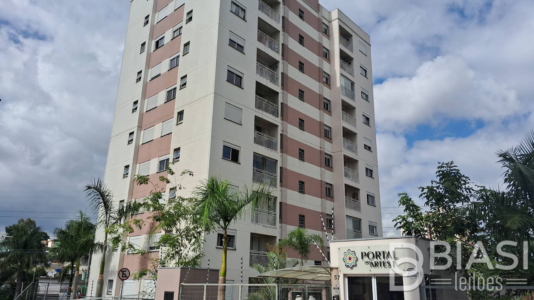 Foto 6 de 7: Apartamento em leilão em Embu das Artes - SP — Apartamento no "Condomínio Portal das Artes I' - Jardim Independência - Embu das Artes/SP