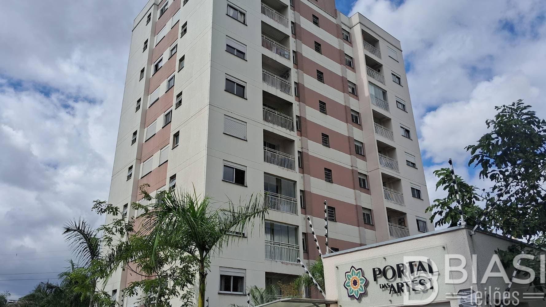 Foto 7 de 7: Apartamento em leilão em Embu das Artes - SP — Apartamento no "Condomínio Portal das Artes I' - Jardim Independência - Embu das Artes/SP