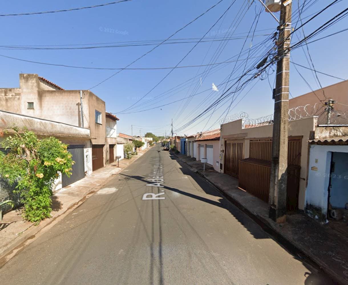 Foto 3 de 6: Casa em leilão em Uberaba - MG — Casa no José Vallim de Mello I em Uberaba/MG