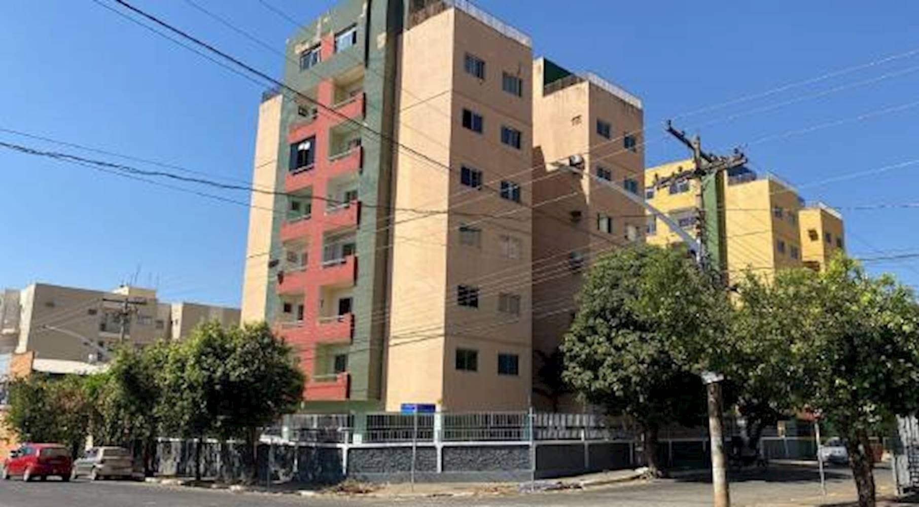 Foto 1 de 8: Apartamento em leilão em Caldas Novas - GO — Apartamento no Parque Dos Pomares - Caldas Novas/GO