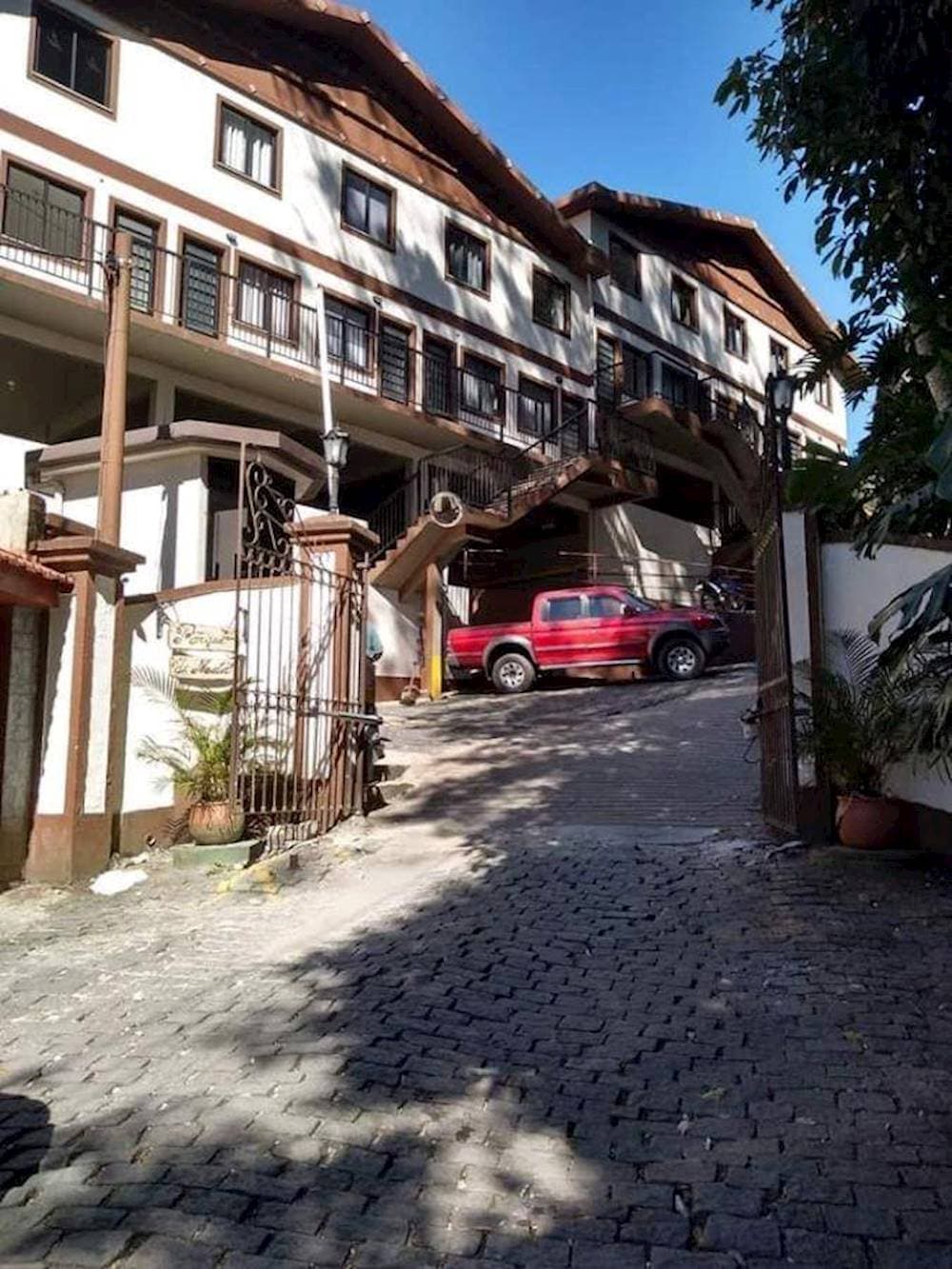 Foto 4 de 15: Apartamento em leilão em Petrópolis - RJ — Apartamento em Quitandinha - Petrópolis/RJ