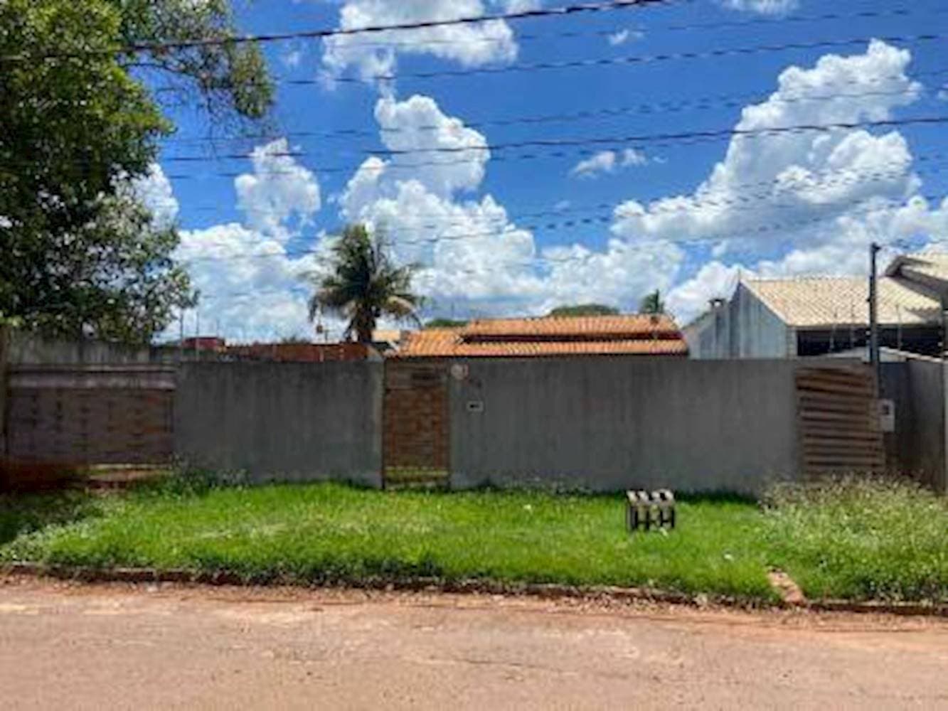 Foto 1 de 8: Casa em leilão em Sidrolândia - MS — Casa no Centro de Sidrolândia/MS