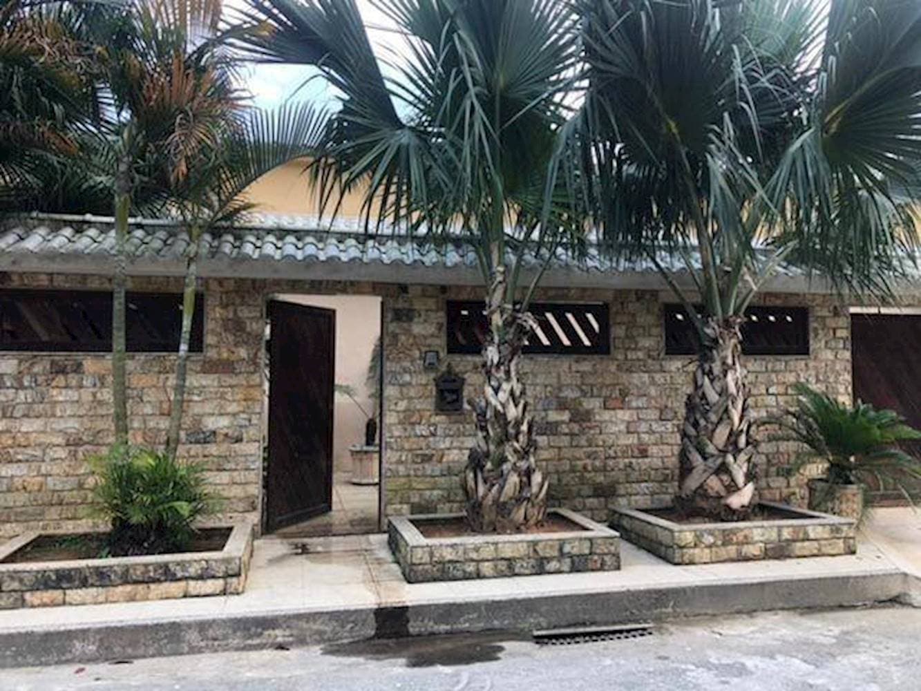 Foto 2 de 37: Casa em leilão em Magé - RJ — Casa na Fazenda Sobradinho (Vila Inhomirim) em Magé/RJ