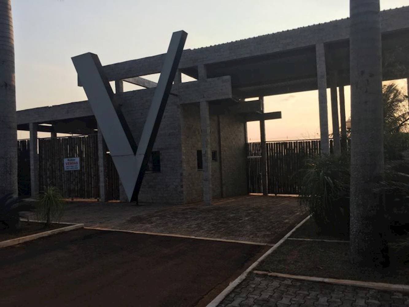 Foto 2 de 17: Terreno em leilão em Pérola - PR — Terreno no Parque Residencial Viva em Pérola/PR