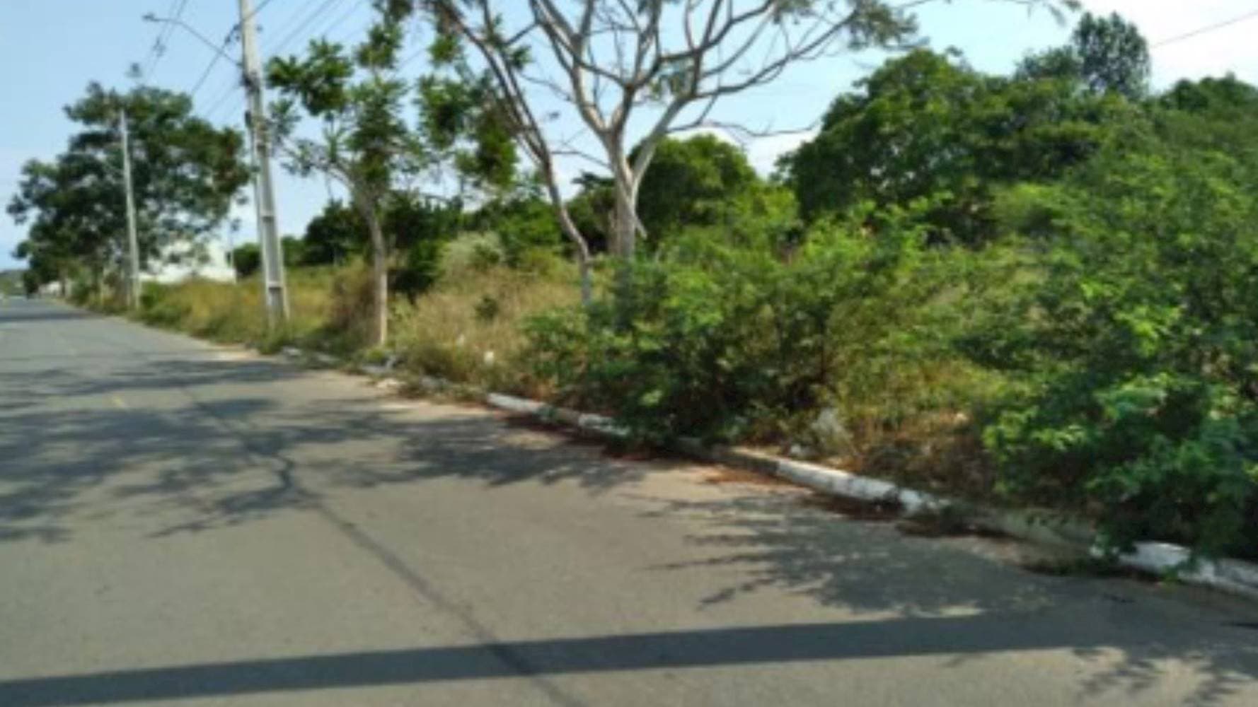 Foto 1 de 3: Terreno em leilão em Feira de Santana - BA — Terreno no Loteamento Vivari Feira de Santana - Registro - Feira de Santana/BA