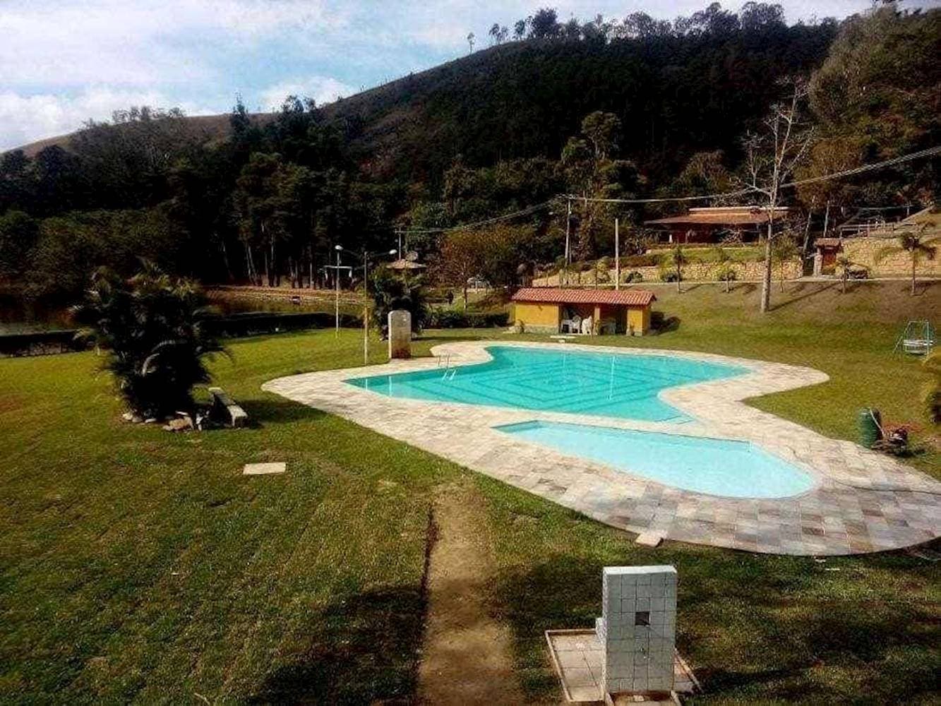 Foto 9 de 36: Casa em leilão em Teresópolis - RJ — Casa de Condomínio na Colonia Alpina em Teresópolis/RJ