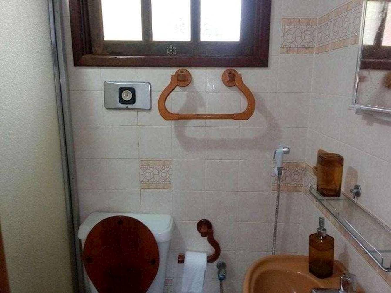 Foto 30 de 36: Casa em leilão em Teresópolis - RJ — Casa de Condomínio na Colonia Alpina em Teresópolis/RJ