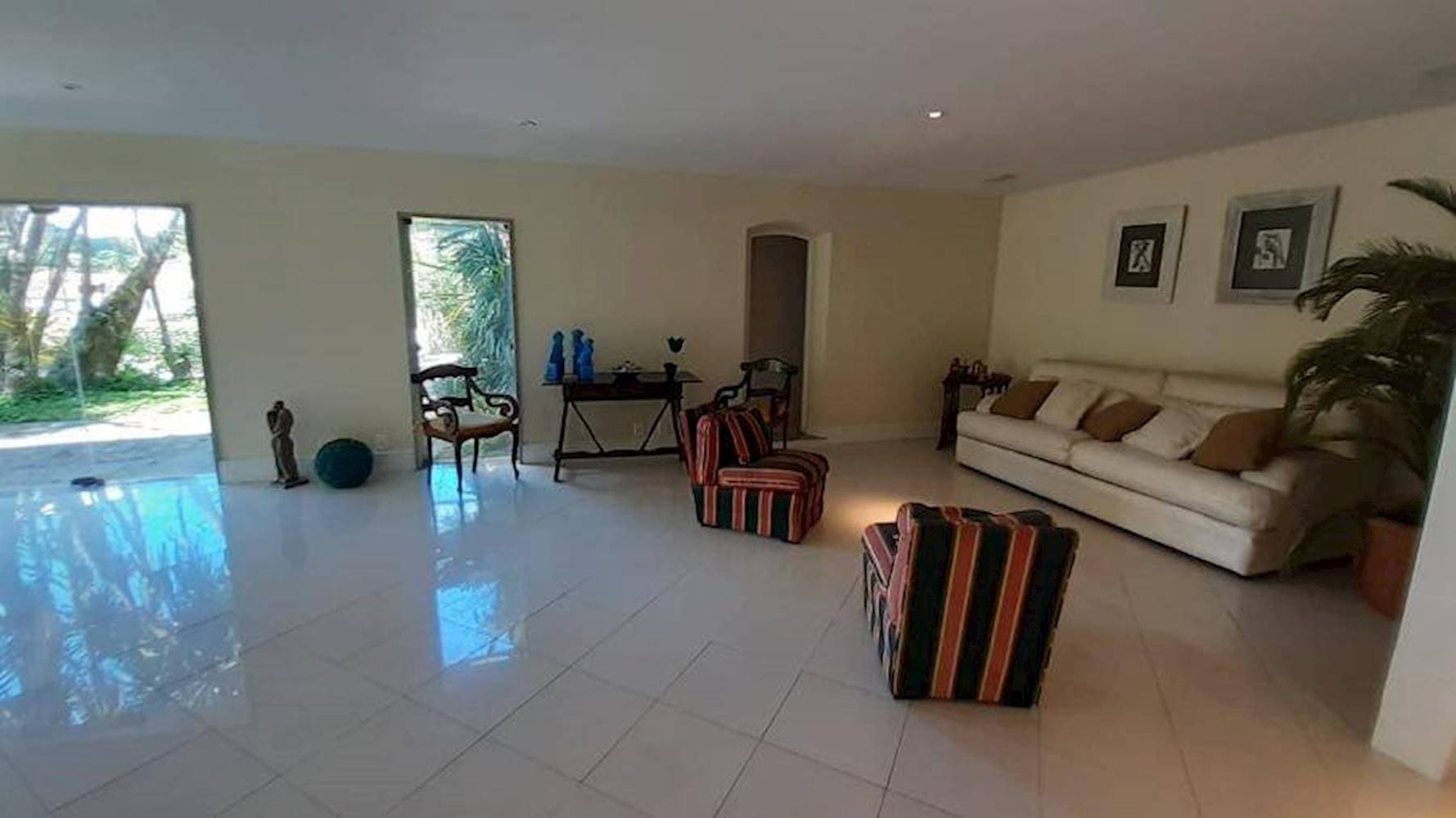 Foto 6 de 15: Casa em leilão em Petrópolis - RJ — Casa em Valparaíso - Petrópolis/RJ
